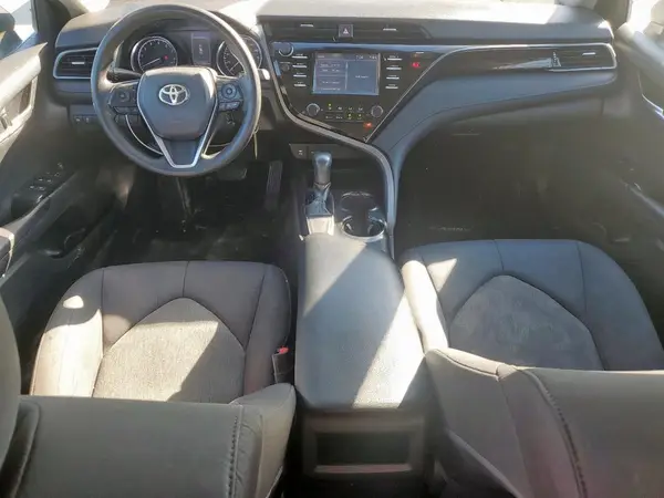 4T1B11HK4KU242119 2019 TOYOTA CAMRY - Image 8