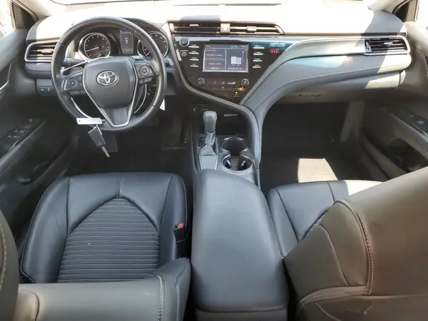 4T1B11HK4KU242735 2019 TOYOTA CAMRY - Image 8