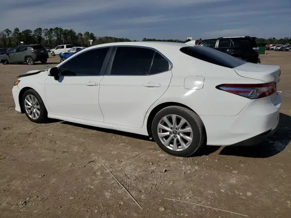 4T1B11HK4KU243349 2019 TOYOTA CAMRY - Image 2