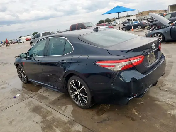 4T1B11HK4KU244498 2019 TOYOTA CAMRY - Image 2