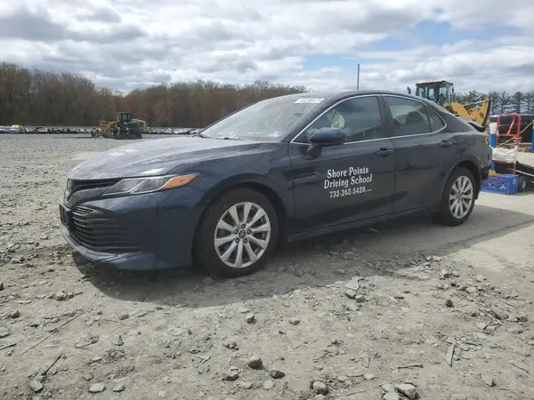 4T1B11HK4KU244758 2019 TOYOTA CAMRY - Image 1