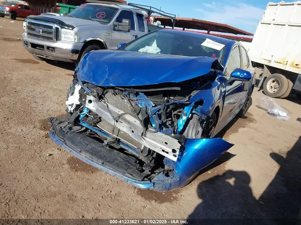 4T1B11HK4KU247238 2019 TOYOTA CAMRY - Image 2