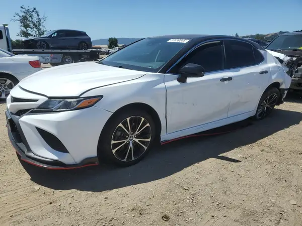 4T1B11HK4KU247367 2019 TOYOTA CAMRY - Image 1