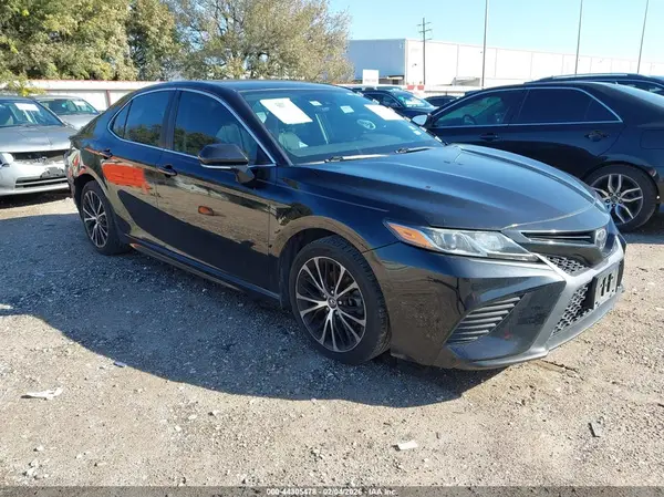 4T1B11HK4KU249023 2019 TOYOTA CAMRY - Image 1