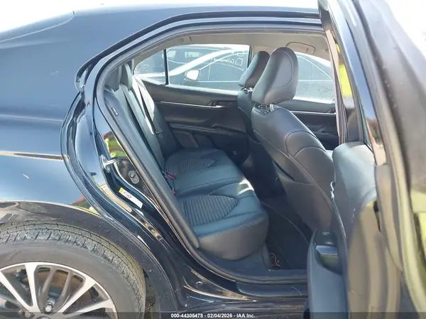 4T1B11HK4KU249023 2019 TOYOTA CAMRY - Image 8