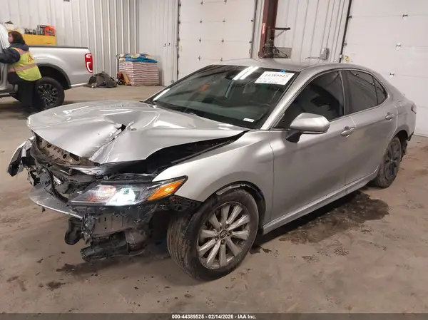 4T1B11HK4KU253654 2019 TOYOTA CAMRY - Image 2