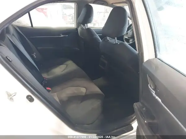 4T1B11HK4KU256604 2019 TOYOTA CAMRY - Image 8