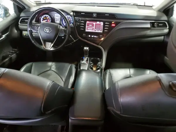 4T1B11HK4KU257039 2019 TOYOTA CAMRY - Image 8
