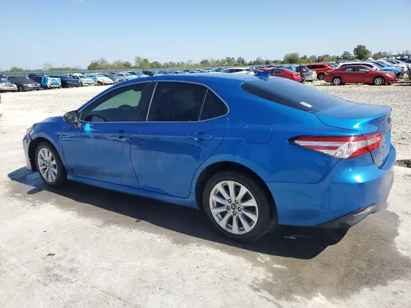 4T1B11HK4KU258658 2019 TOYOTA CAMRY - Image 2