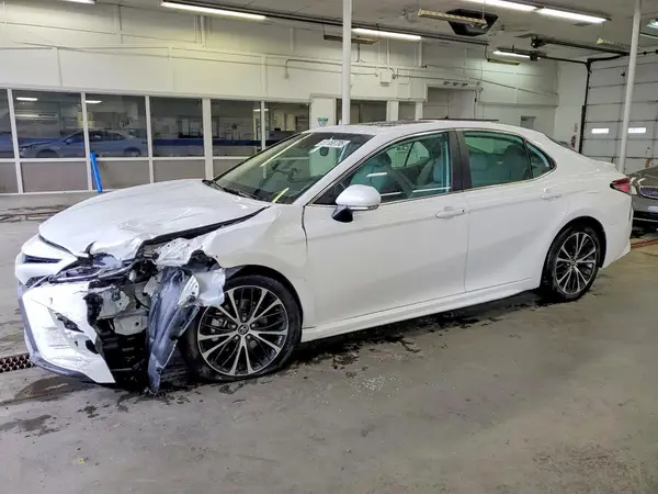 4T1B11HK4KU262578 2019 TOYOTA CAMRY - Image 1