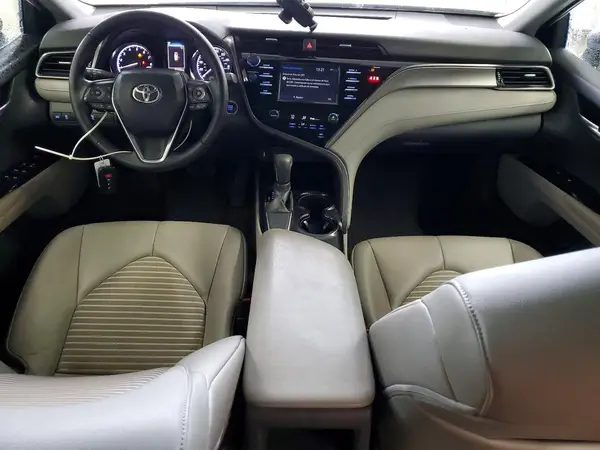 4T1B11HK4KU262578 2019 TOYOTA CAMRY - Image 8