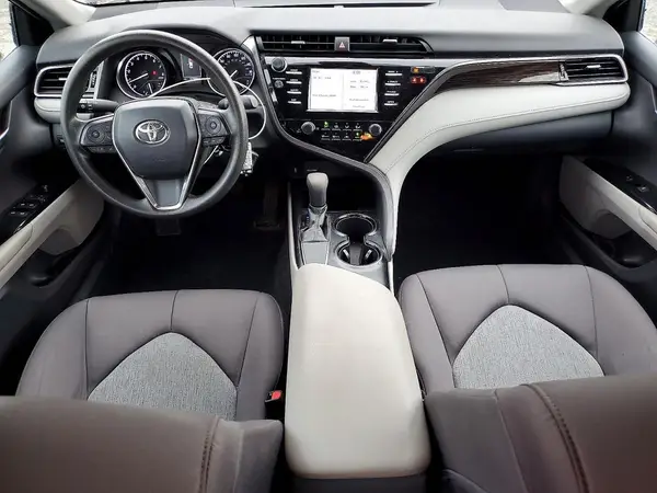 4T1B11HK4KU262662 2019 TOYOTA CAMRY - Image 8