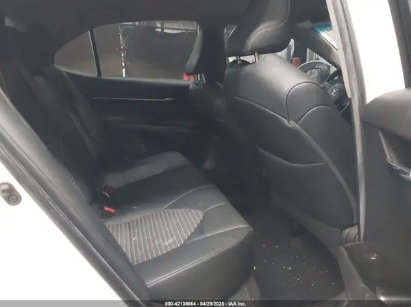 4T1B11HK4KU262869 2019 TOYOTA CAMRY - Image 8