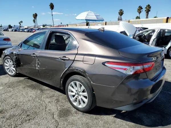 4T1B11HK4KU266646 2019 TOYOTA CAMRY - Image 2