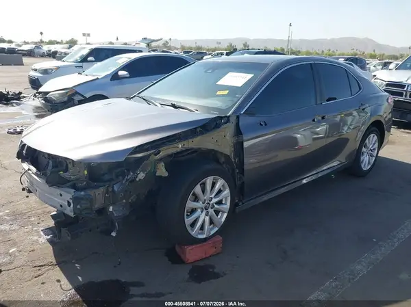 4T1B11HK4KU267828 2019 TOYOTA CAMRY - Image 2