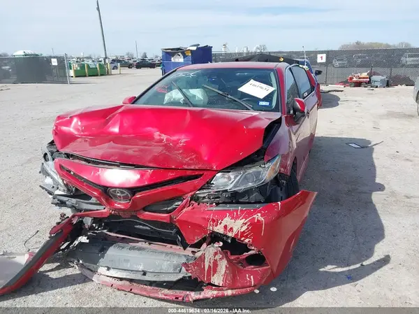 4T1B11HK4KU268459 2019 TOYOTA CAMRY - Image 2