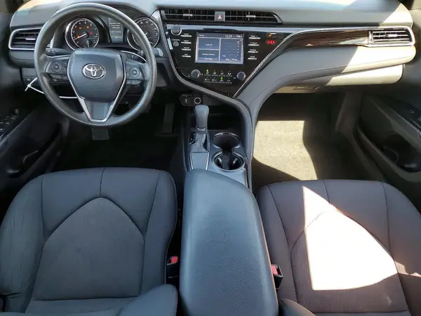 4T1B11HK4KU269613 2019 TOYOTA CAMRY - Image 8