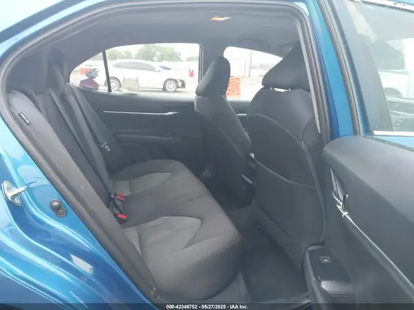 4T1B11HK4KU270650 2019 TOYOTA CAMRY - Image 8