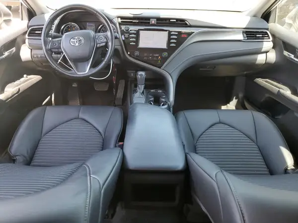4T1B11HK4KU272429 2019 TOYOTA CAMRY - Image 8