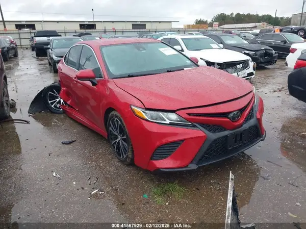 4T1B11HK4KU274648 2019 TOYOTA CAMRY - Image 1