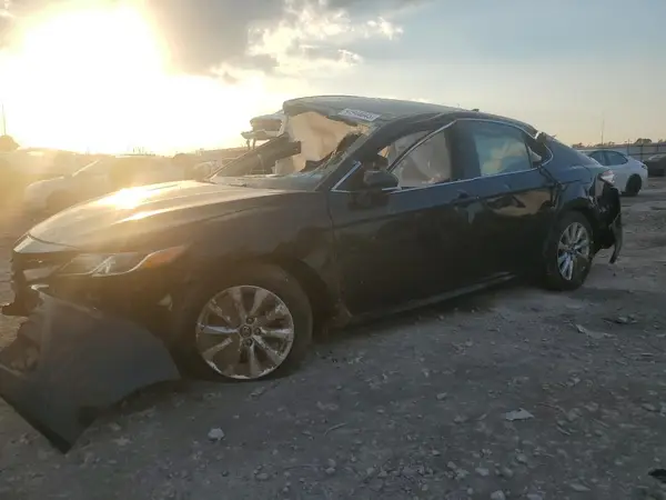 4T1B11HK4KU275007 2019 TOYOTA CAMRY - Image 1