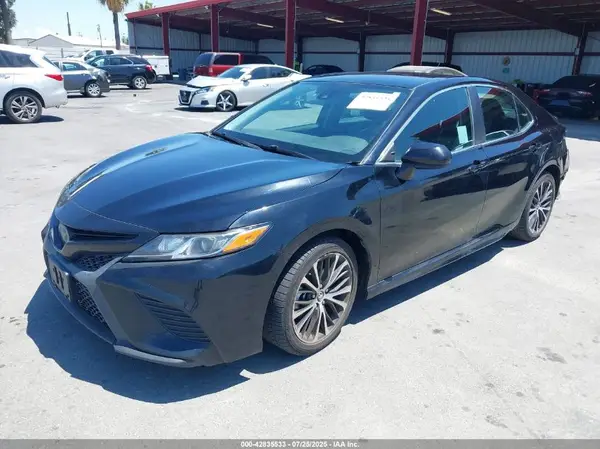 4T1B11HK4KU278358 2019 TOYOTA CAMRY - Image 2