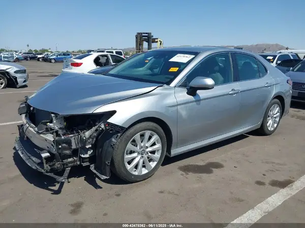 4T1B11HK4KU279316 2019 TOYOTA CAMRY - Image 2