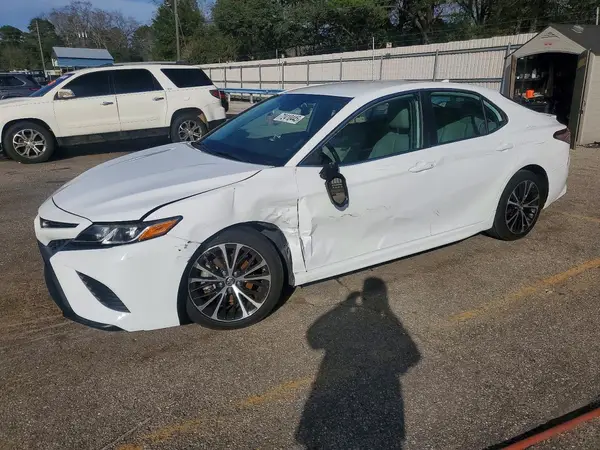 4T1B11HK4KU280692 2019 TOYOTA CAMRY - Image 1