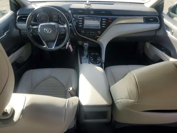 4T1B11HK4KU280692 2019 TOYOTA CAMRY - Image 8