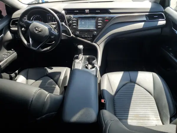 4T1B11HK4KU284211 2019 TOYOTA CAMRY - Image 8