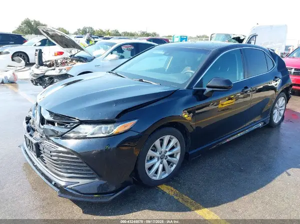 4T1B11HK4KU290560 2019 TOYOTA CAMRY - Image 2