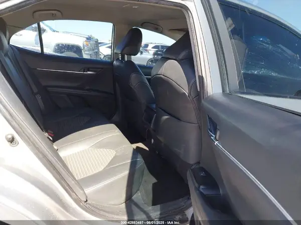 4T1B11HK4KU292132 2019 TOYOTA CAMRY - Image 8