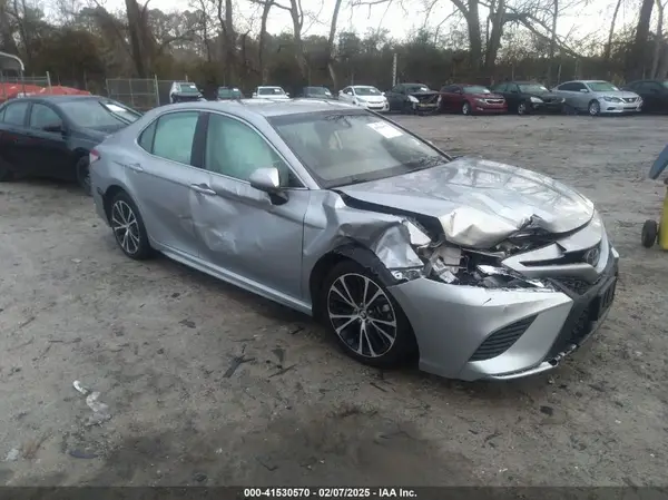 4T1B11HK4KU294298 2019 TOYOTA CAMRY - Image 1