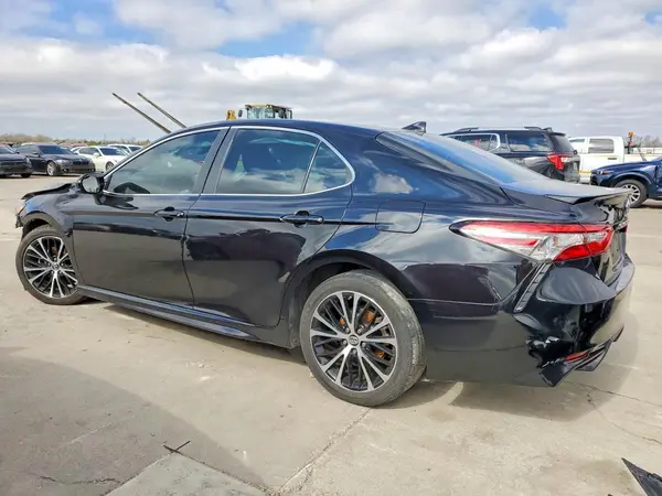 4T1B11HK4KU296228 2019 TOYOTA CAMRY - Image 2