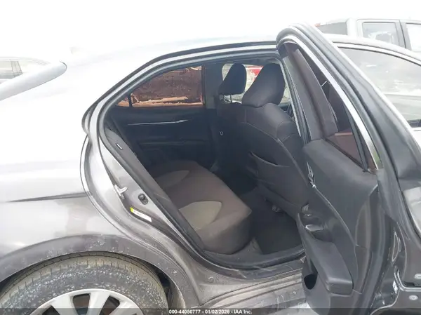 4T1B11HK4KU681398 2019 TOYOTA CAMRY - Image 8
