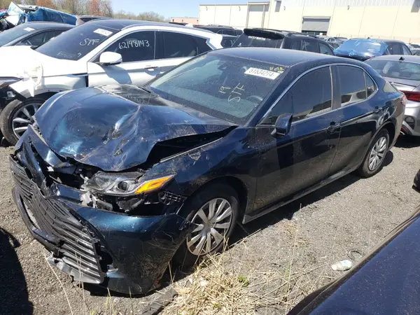 4T1B11HK4KU681885 2019 TOYOTA CAMRY - Image 1