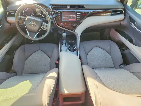 4T1B11HK4KU684401 2019 TOYOTA CAMRY - Image 8