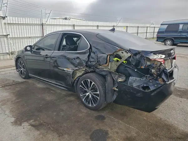 4T1B11HK4KU688559 2019 TOYOTA CAMRY - Image 2