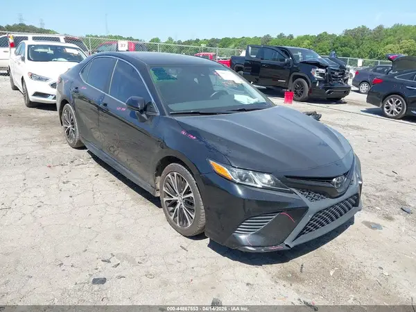 4T1B11HK4KU690019 2019 TOYOTA CAMRY - Image 1