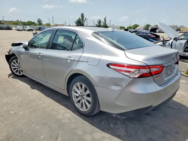 4T1B11HK4KU692448 2019 TOYOTA CAMRY - Image 2