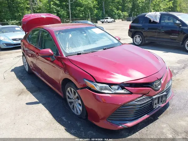 4T1B11HK4KU696404 2019 TOYOTA CAMRY - Image 1