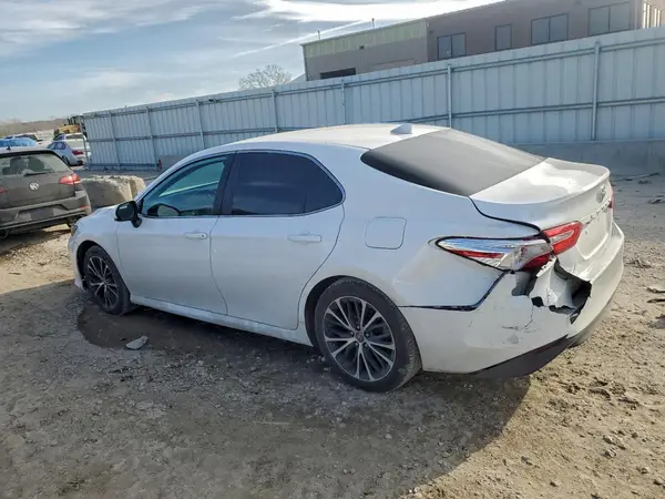 4T1B11HK4KU701715 2019 TOYOTA CAMRY - Image 2