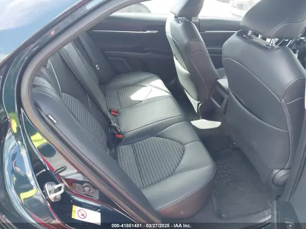 4T1B11HK4KU702508 2019 TOYOTA CAMRY - Image 8