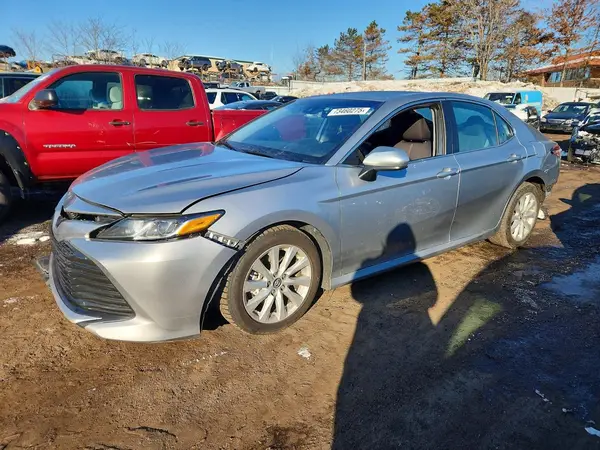 4T1B11HK4KU702847 2019 TOYOTA CAMRY - Image 1