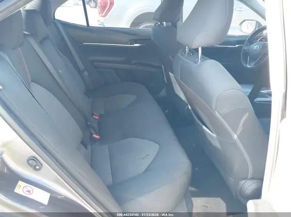 4T1B11HK4KU703657 2019 TOYOTA CAMRY - Image 8