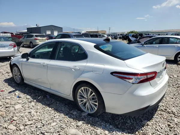 4T1B11HK4KU706753 2019 TOYOTA CAMRY - Image 2