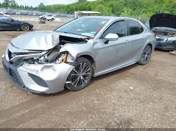 4T1B11HK4KU707658 2019 TOYOTA CAMRY - Image 2