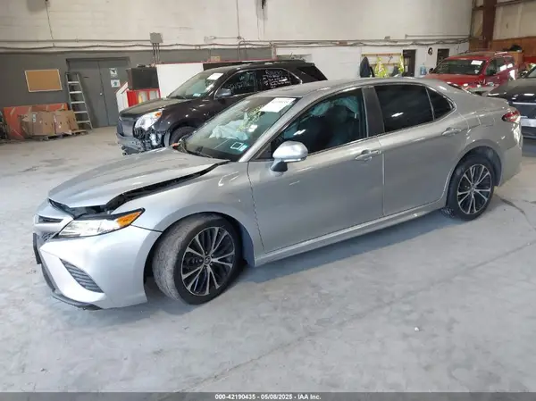 4T1B11HK4KU710852 2019 TOYOTA CAMRY - Image 2