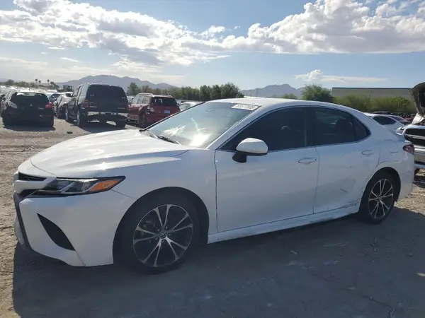 4T1B11HK4KU714013 2019 TOYOTA CAMRY - Image 1