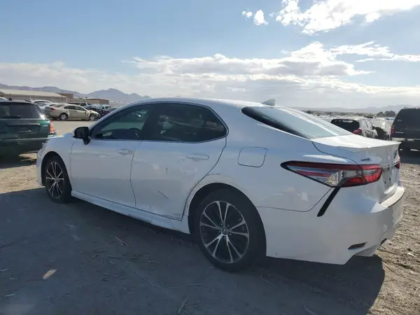 4T1B11HK4KU714013 2019 TOYOTA CAMRY - Image 2